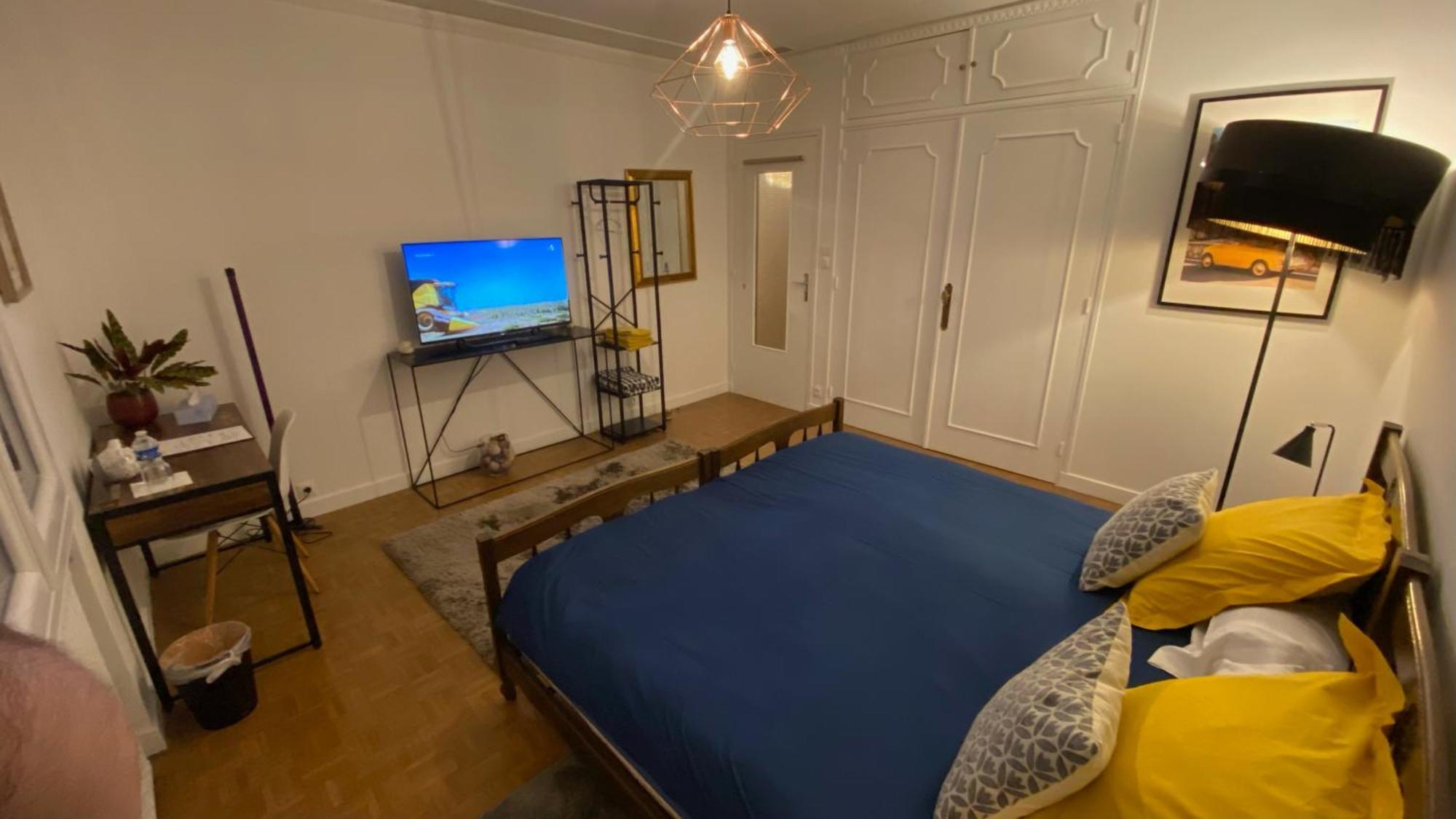 Casa Lovo Bed and Breakfast Saint-Laurent-de-Mure Exteriör bild